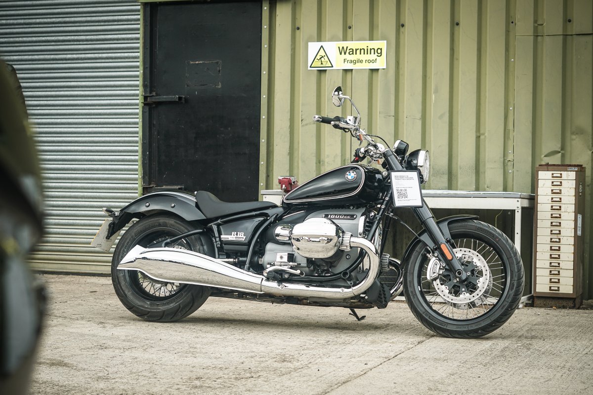 Few of #TEAMDLM attended the @ClassicMotorHub #RideItDay on Saturday! So great to see such a variety of bikes on display, along with some famous faces. Our BMW R 18 also caused a bit of a stir!