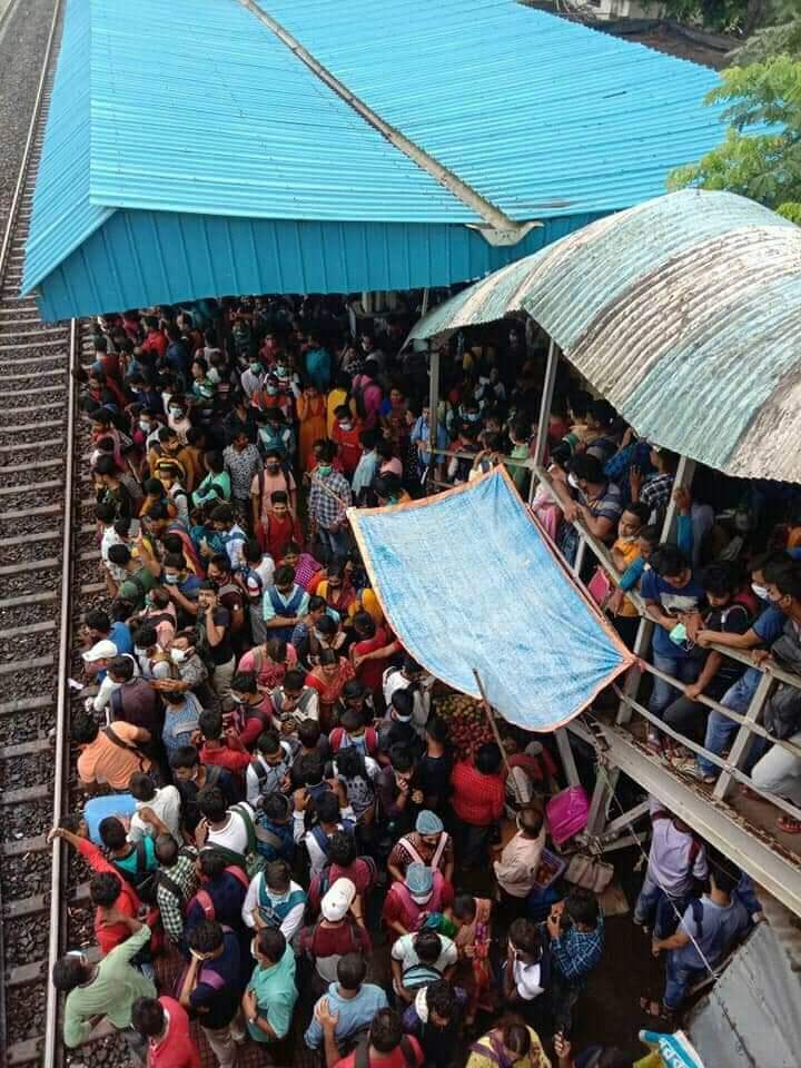 Inzamamhaskar's tweet photo. #railway_groupd_examdate
It seems that the ( Modi ) government of our country is afraid that if he has taken the examination of RAILWAYS, then this sight should not be seen #railway_groupd_examdate https://t.co/D7f0llUaEk