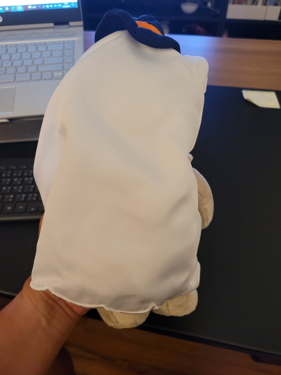 SurrenderedBear's tweet photo. RT สุ่มแจก Follower เท่านั้นนะ หมี Starbucks ฮาโลวีน Ghost Barista Bear Holding Drink หมีวันฮาโลวีนถือแก้วเครื่องดื่ม ออกสดๆวันนี้ น่ารัก นุ่มนิ่มมากๆ กติกา RT + Follow ผู้โชคดีรอรับที่บ้าน ส่งพร้อมวิญญานไปถึงบ้านวันฮาโลวีนพอดี ชอบมั้ยแบบนี้ ถ้าชอบ ลุยยยยย https://t.co/RC9qaBhqGg