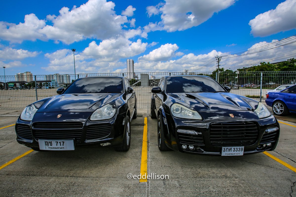edd_ellison's tweet photo. Modified #Porsche #Cayenne https://t.co/sj4rr623pR