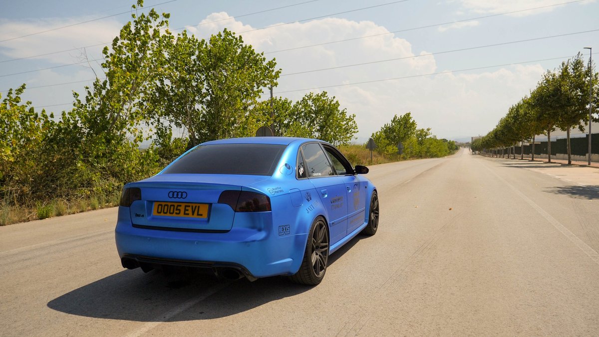 evilgtcars's tweet photo. We found a deserted road in Spain ... What does it look like we did?? 😂
https://t.co/I0Or6HBWxh
#DragStrip #Race #rs4 #DragRace #YouTube #Marbella #Warringtontomarbella #UKtoSpain #DrivinginSpain https://t.co/V4uoCAeSKj