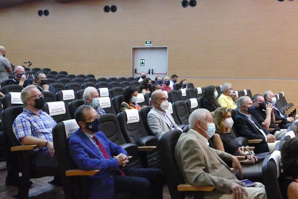 AytMolinaSegura's tweet photo. El alcalde @CantEliseo ha intervenido esta mañana, en el Auditorio 'Virginia Martínez Fernández' @AytMolinaSegura, en el acto de inauguración de la Jornada Final del Programa #PIDDE del @CTCAlimentacion https://t.co/g5uB0JcEC6