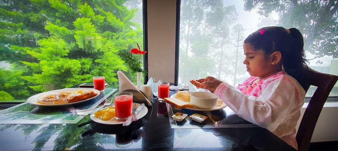 aranyakamunnar's tweet photo. "In all things of nature there is something of the marvelous
#breakthechain #outtravel #munnarvibes #Munnar #Keralatourism #hillstationholiday #weekenddestination #aranyakaresorts #privatecottages #aranyakamunnar #workation #aranyakaresortsmunnar https://t.co/s2k4HnfQs2