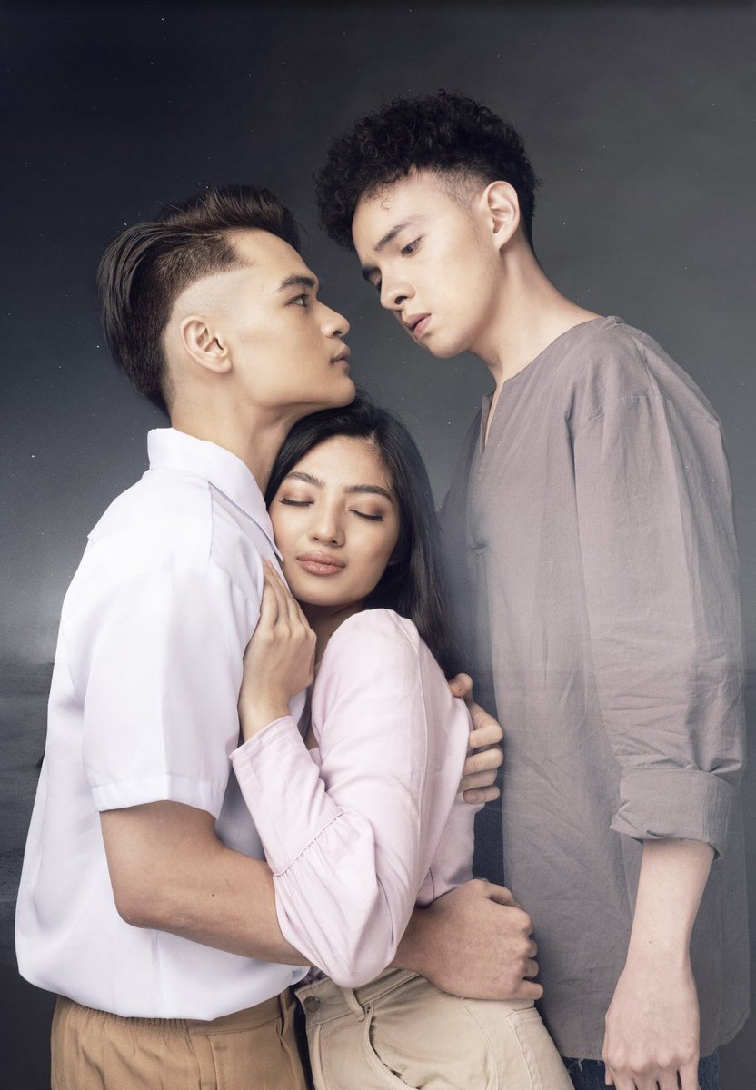 asterisk_ph's tweet photo. Happy One Year, MEO! 

Unreleased photo of ShaKen with Sandee! #MyExtraordinaryAnniversary https://t.co/ADSBOTchiu