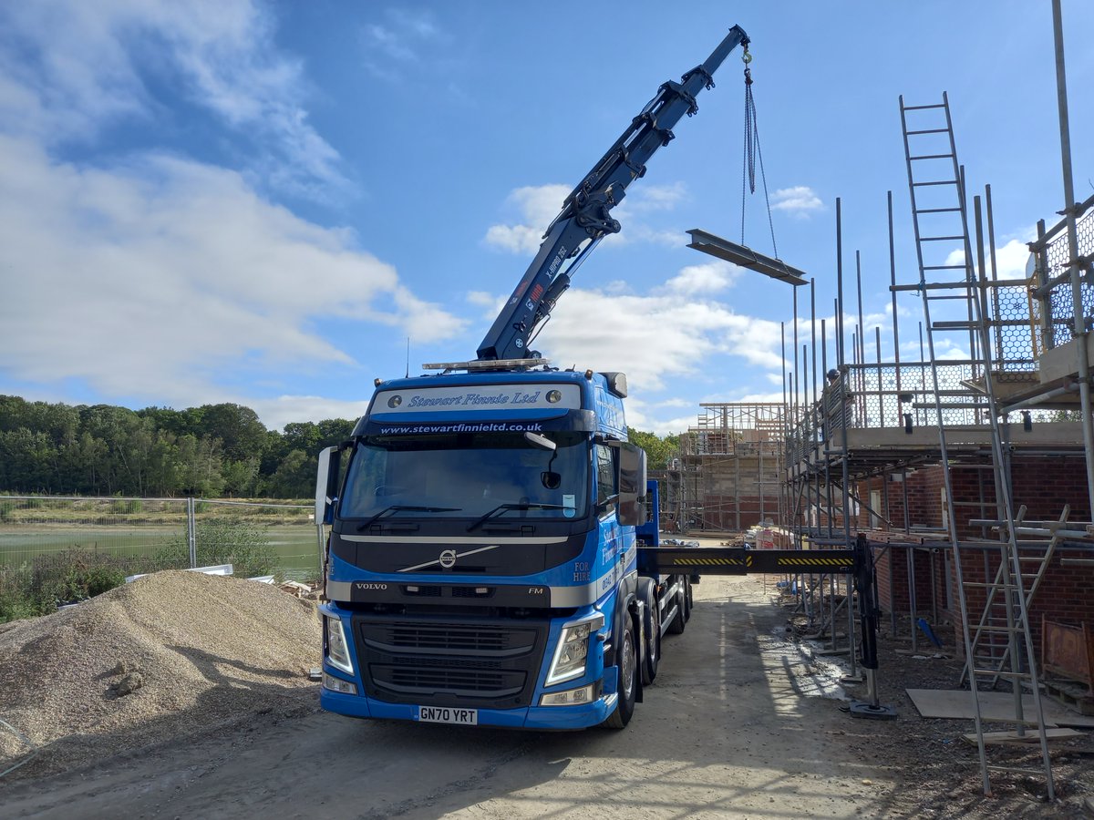 SFinnieLtd's tweet photo. Another day lifting steel work in sunny Sussex. Hauling and Hiabing of steel beams.
please give us a call for any of your lifting or hauling needs.
tel: 01342 714 514
#Hiab #construction #lorry #crane #volvo https://t.co/kEHaSnbGtd