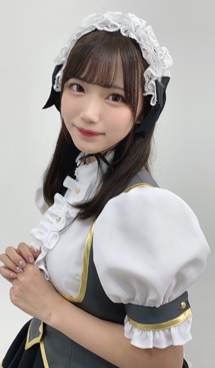 osugames_ten's tweet photo. なんとなんと！🤩

10/15オープンのドラゴンメイドカフェ『ファミリア』（@FML_akiba ）さんの可愛い制服を着せてもらって、広告撮影してきました！🐉💛🤍🖤

オーナーでありカメラマンもして下さったしゃまさん（@ShamaTube ）
店長のまほろさん（@FML_mahoro ）楽しい撮影ありがとうございました🙇🏻‍♀️🌸 https://t.co/EHnAMlbwnp