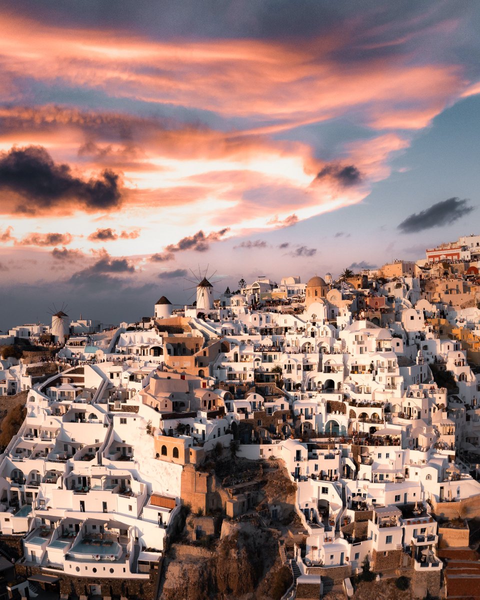 DJIGlobal's tweet photo. Take in a different side of Santorini with the Hasselblad L1D-20c camera on the Mavic 2 Pro

📸: @SaraZaniniArt, #POTD https://t.co/4lE3wp22Et