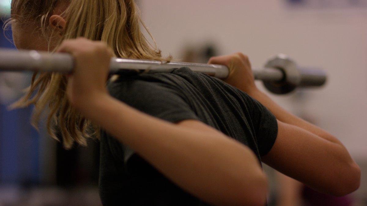 LyftaEd's tweet photo. Standing still is so boring!🏃♀️
Meet Anni, who is determined to persevere and meet her weightlifting goals 🏋️♀️
PE leads and teachers can explore challenging gender stereotypes in sport at our free specialist webinar with @YouthSportTrust➡️ https://t.co/YZoEt5iqwk
#ukPEchat https://t.co/2VZDpLME5e