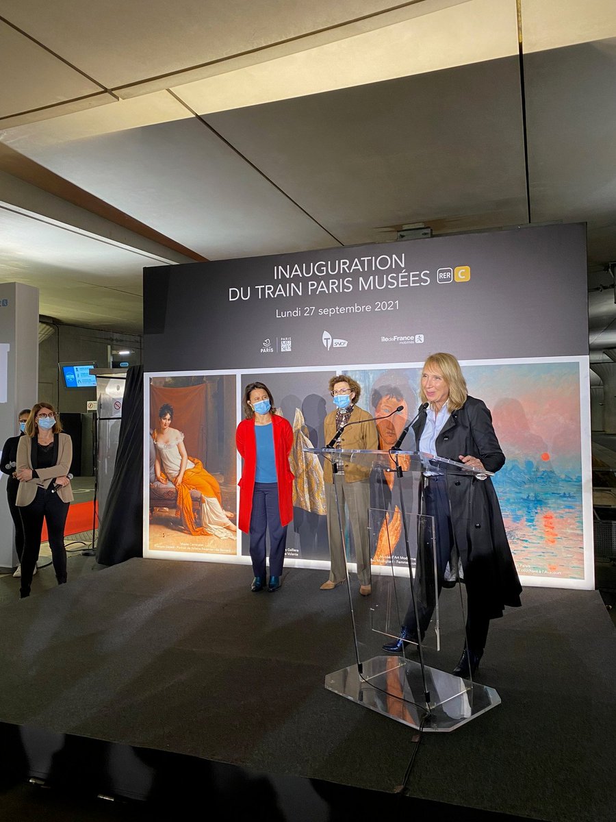 parismusees's tweet photo. 🎉Inauguration du « Train Paris Musées » ce matin, un voyage au cœur des collections &amp; décors de 4 musées de la Ville de Paris pendant votre trajet sur la ligne du RER C !

@carine_rolland @Actu_Transilien https://t.co/gnleGfAP5B