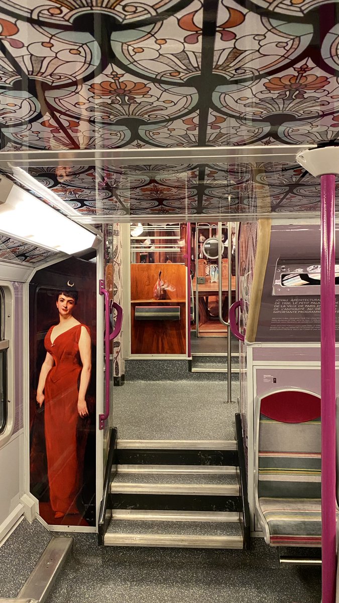 parismusees's tweet photo. 🎉Inauguration du « Train Paris Musées » ce matin, un voyage au cœur des collections &amp; décors de 4 musées de la Ville de Paris pendant votre trajet sur la ligne du RER C !

@carine_rolland @Actu_Transilien https://t.co/gnleGfAP5B