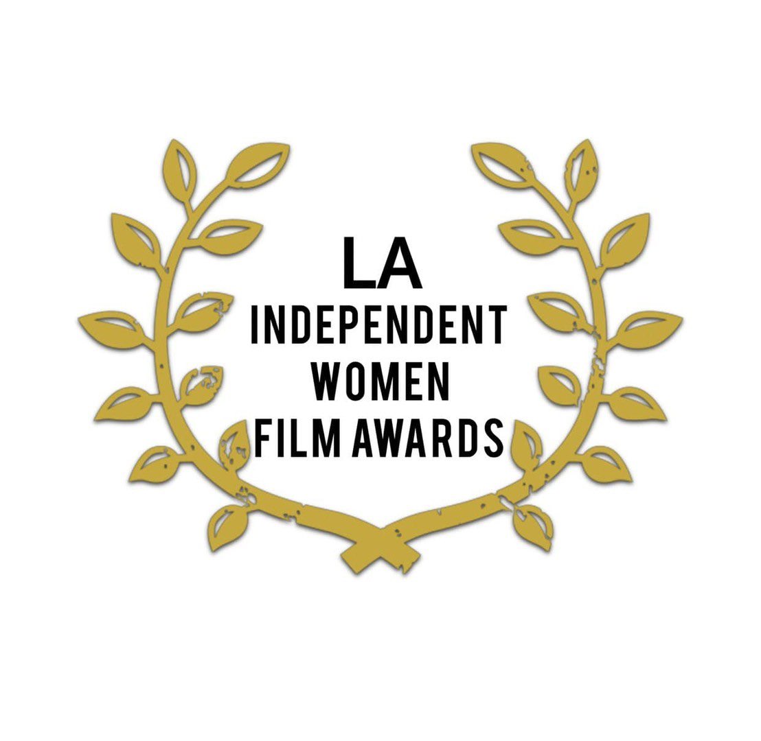 RoxannaFaye2000's tweet photo. More exciting news! KILLER SURF, my feature screenplay, is in consideration for best unproduced screenplay by LA Independent Women Film Award! #LAIndependentWomenFilmAward #killersurf #boobsandblood #surf #screenplay https://t.co/i6t1pwEV1e