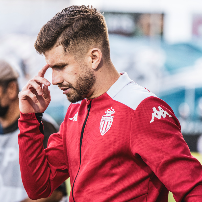 AS_Monaco's tweet photo. 🏅 Deux Rouge et Blanc nommés dans 𝗹𝗲 𝗫𝗜 𝘁𝘆𝗽𝗲 𝗱𝗲 𝗹'𝗘́𝗾𝘂𝗶𝗽𝗲 pour cette 8ème journée. 

👏 Caio Henrique
👏 @SofianeDiop