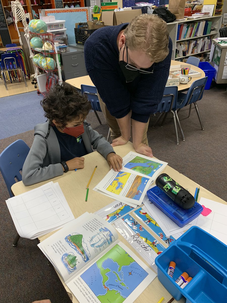 DaveDavec09's tweet photo. 3C discovers different landforms that are found in New England! https://t.co/qe5bhvL9Am
