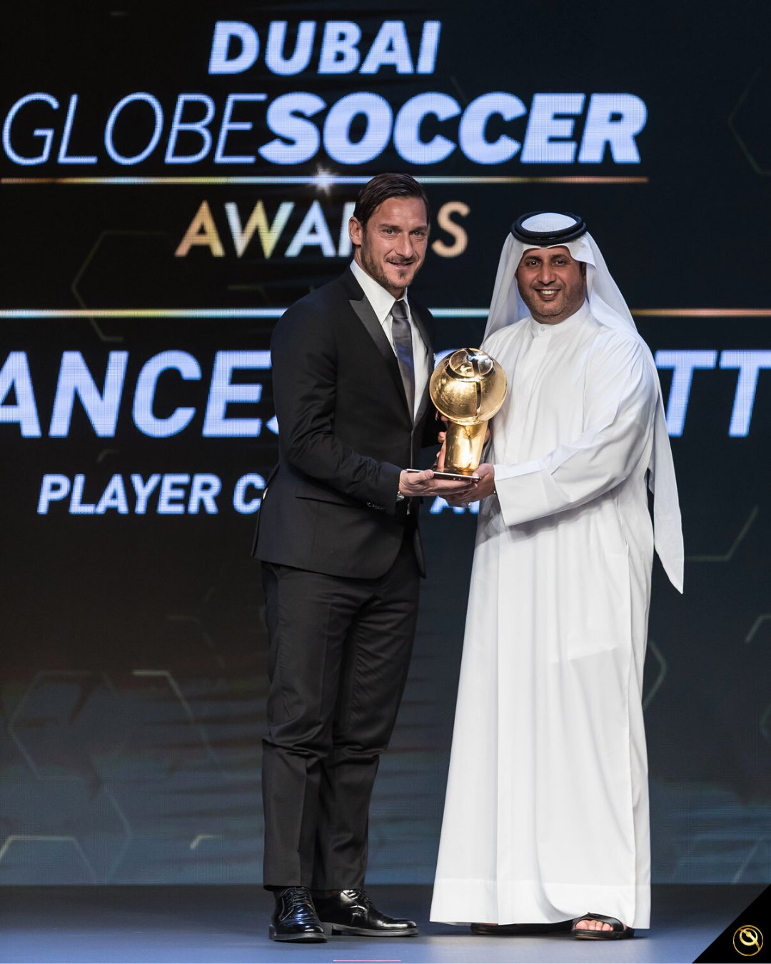 Happy 45th birthday, Roma legend Francesco Totti!    785 games 
307 goals 
1 club 