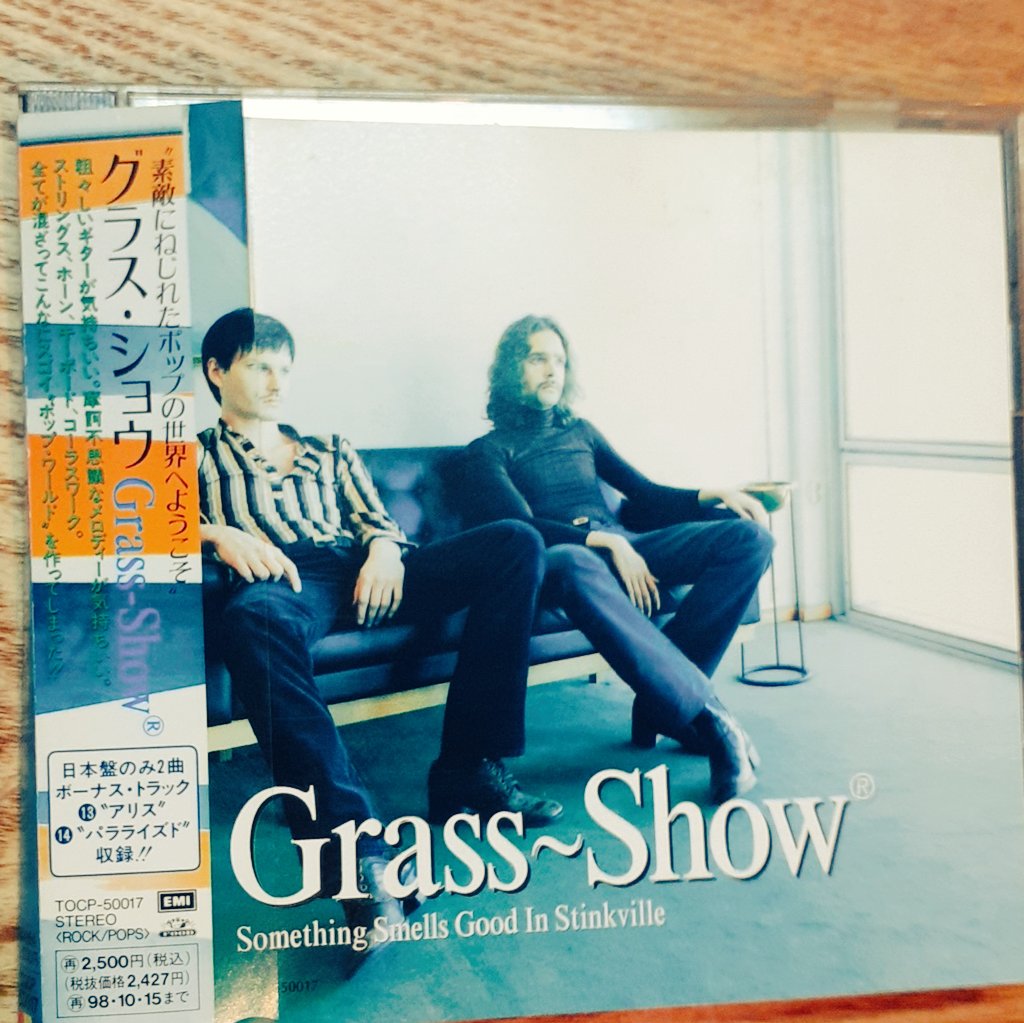 aksy2918's tweet photo. グラスショウ久々に聴いてる…もっと重厚な感じだった記憶だけど、かなりポップです♪
#grassshow https://t.co/0BQHjSTYlC