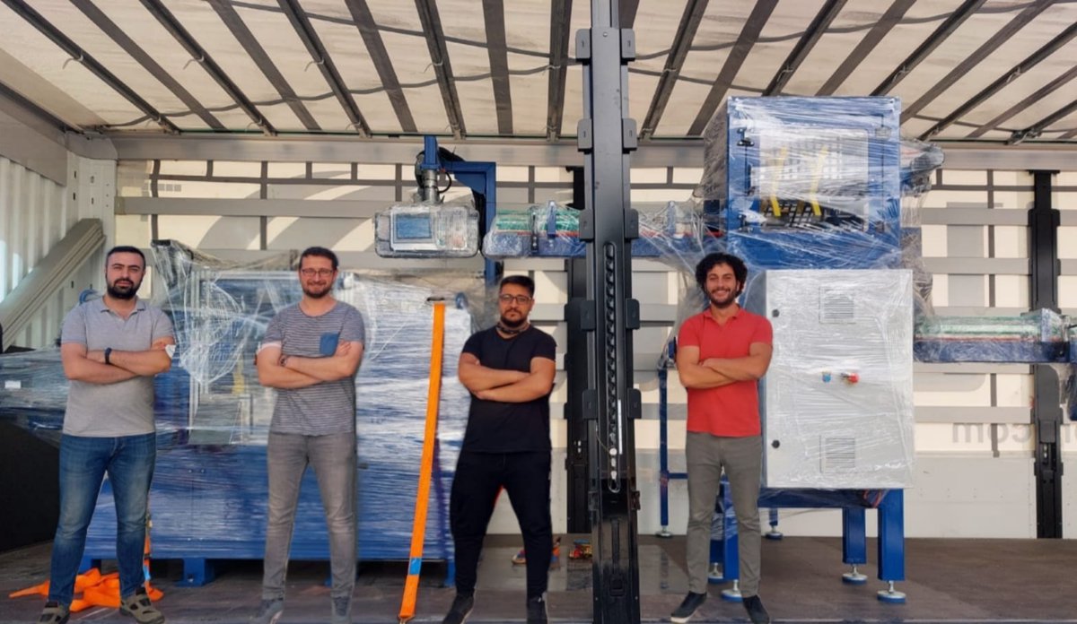 McsOtomasyon's tweet photo. MCS GRUP olarak bir yurtdışı projesini daha tamamlamanın gururunu yaşıyoruz.

Almanya’ya gönderdiğimiz üçüncü ‘Akıllı Üretim Hattı’ projemiz hayırlı olsun.

#5G #Siemens
#mcsfactorydigitalization 
#codemaster #MindSphere
#iot #industry40 #endustri40 #MCSOtomasyon https://t.co/502VGaDA24