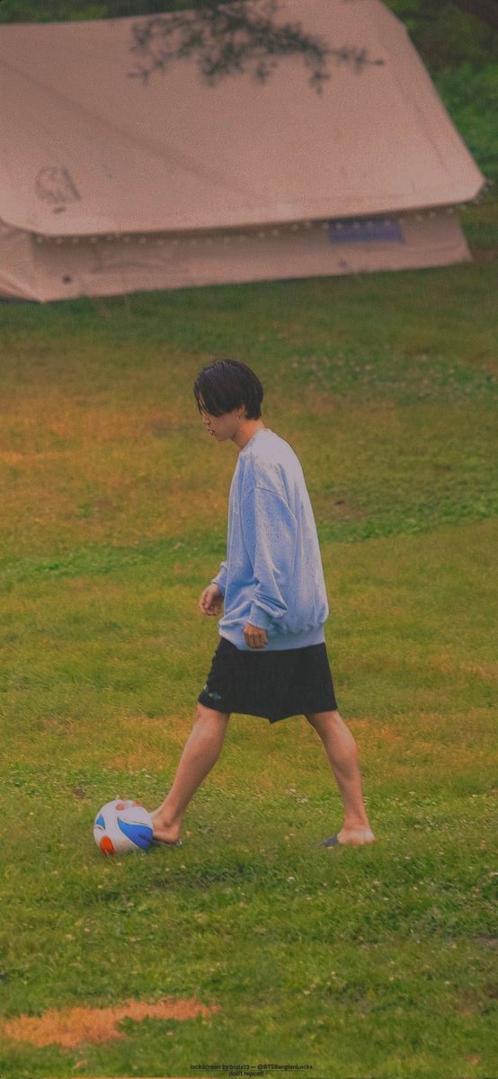 alia_arum's tweet photo. Gk sengaja ngedit ehh bagus juga ternyata..
Nih yg mau ambil aja..
#bts #army #army #bangtanboys #jimin #jungkook #rm #jhope #v #suga #jin #kpop #btsintheshoop #btsIts2 #wallpaerbts #lockscreenbts https://t.co/GEGxdjjwtZ