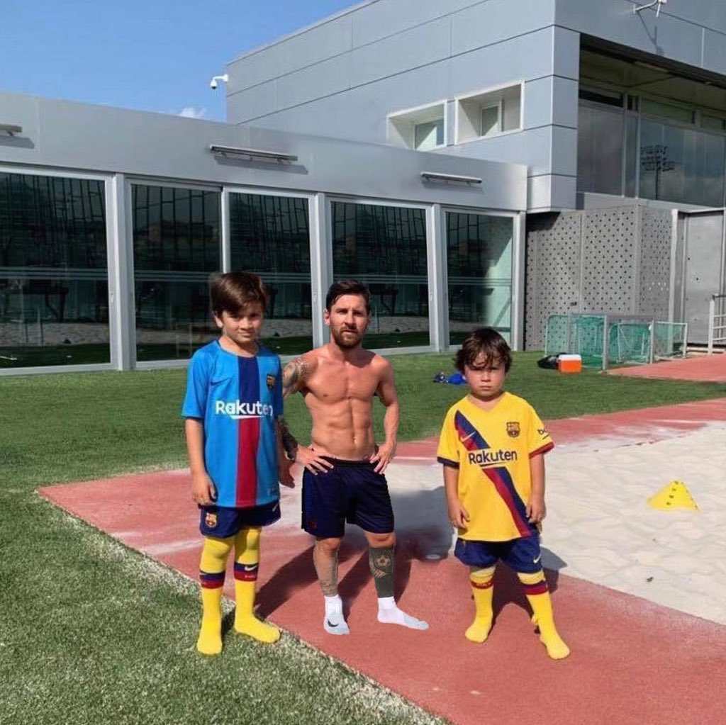 nocontextfooty's tweet photo. https://t.co/qtZJWLjMHO