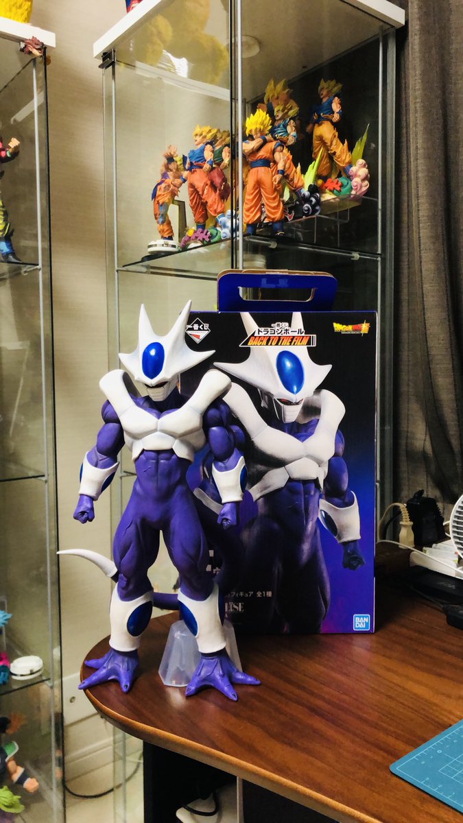 kyoumoku's tweet photo. 遂に届きました〜😂
今回はくじを引く事すら出来ず、初日の夜にポチりました☺️
結果今となってはこのクウラ早めに買って正解でしたね👍
まじ最高です‼️
#ドラゴンボール
#一番くじ
#クウラ
#フィギュア
#backtothefilm https://t.co/dD5USX8Osz