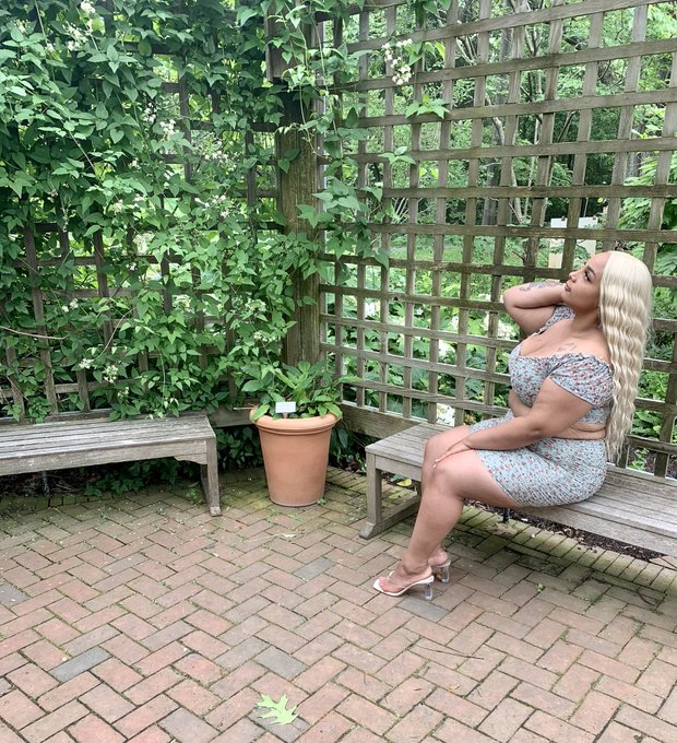 I am available now in Atlanta, Georgia, United States! To get in touch, visit me on @WeAreTrystNA https://t