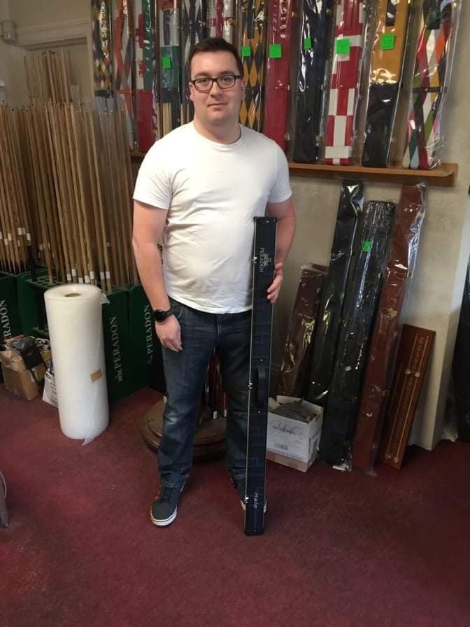 Chesworth_Cues's tweet photo. This chap came info a Century G3 tip fitted, then treated himself to a one off Peradon Halo case. Browse the range online. https://t.co/CCJtUGy7Ar 0114 2819300
#lockdownisover #snookertime #snookerplayer #snookerlove #snookers #snookertable #snookerclub #snookerlife https://t.co/gIeVZH0OgH