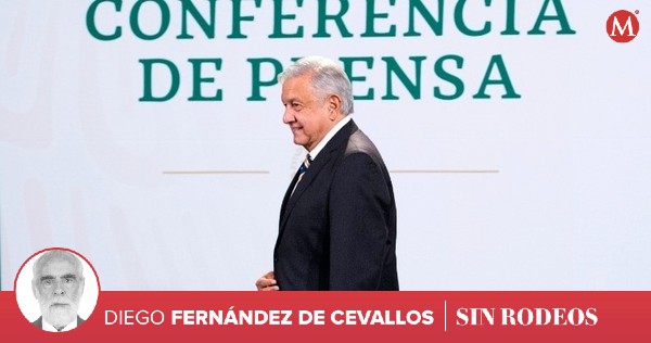 Milenio's tweet photo. @DiegoFC "Es olímpica su habilidad para embaucar y distraer al “pueblo bueno”, destreza que ya quisiera cualquier merolico de banqueta.": Escribe @DiegoFC

 https://t.co/VGWtZ5gEjz https://t.co/fOFbLr2Hbg
