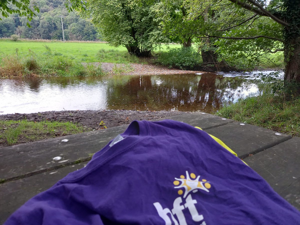 Hftonline's tweet image. Day 2 of @FlintshireCC’s Neil Ayling long trek across #PilgrimsWay 

Neil had another great day, starting from St Asaph Cathedral and finishing a long 10 and half hours and 22 miles later at Pandy Tudor.  You are smashing it Neil, keep on going! 💥💥

justgiving.com/fundraising/Ne…