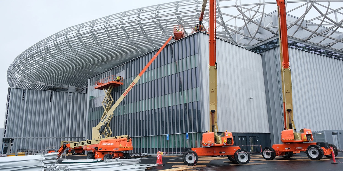 essneutron's tweet photo. How is the building of the ESS Accelerator, Target and Experimental Halls progressing? Find out more in the weekly updates from the #ESSneutron site, available on our website: https://t.co/Z3tJrFEhSg #BuildingESS #FutureScience #BigScience https://t.co/CnMncombwf