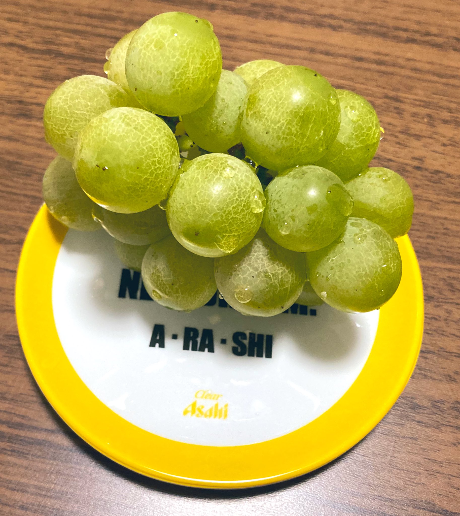 まるいぶんたん 今日のぶどう ナイアガラ 緑のぶどうの絵文字ほしい やっぱりこの味すき T Co Zron3yb9fr Twitter