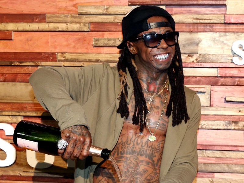 Happy Birthday to Lil Wayne. He makes 39 today. 

What is your best song has done? 