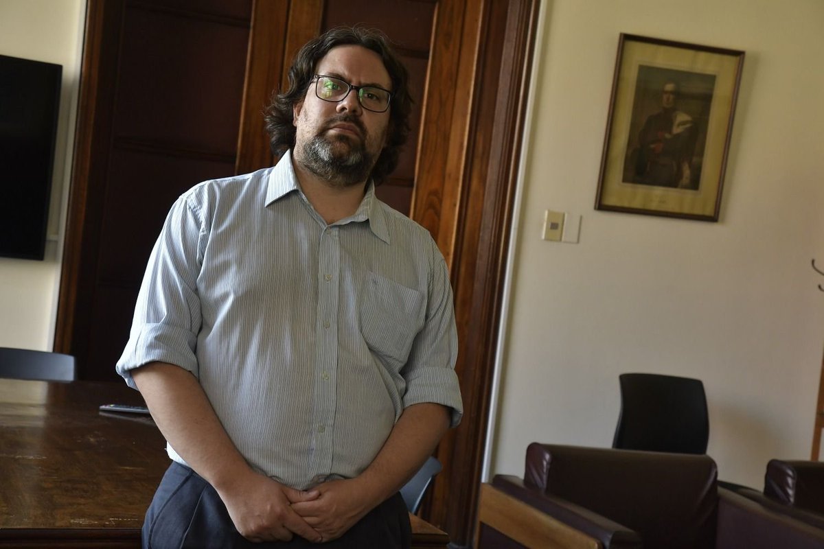 MartinRostan9's tweet photo. El intendente interino de Montevideo el fraybentino @mauriciozuninoc habló en #VisionFM y reflexionó sobre la decisión de Berlín de expropiar 200 mil viviendas. "En Montevideo según el INE hay 50 mil viviendas vacías y hay también necesidad de viviendas".
📸 @ObservadorUY https://t.co/feLn0aZmqh