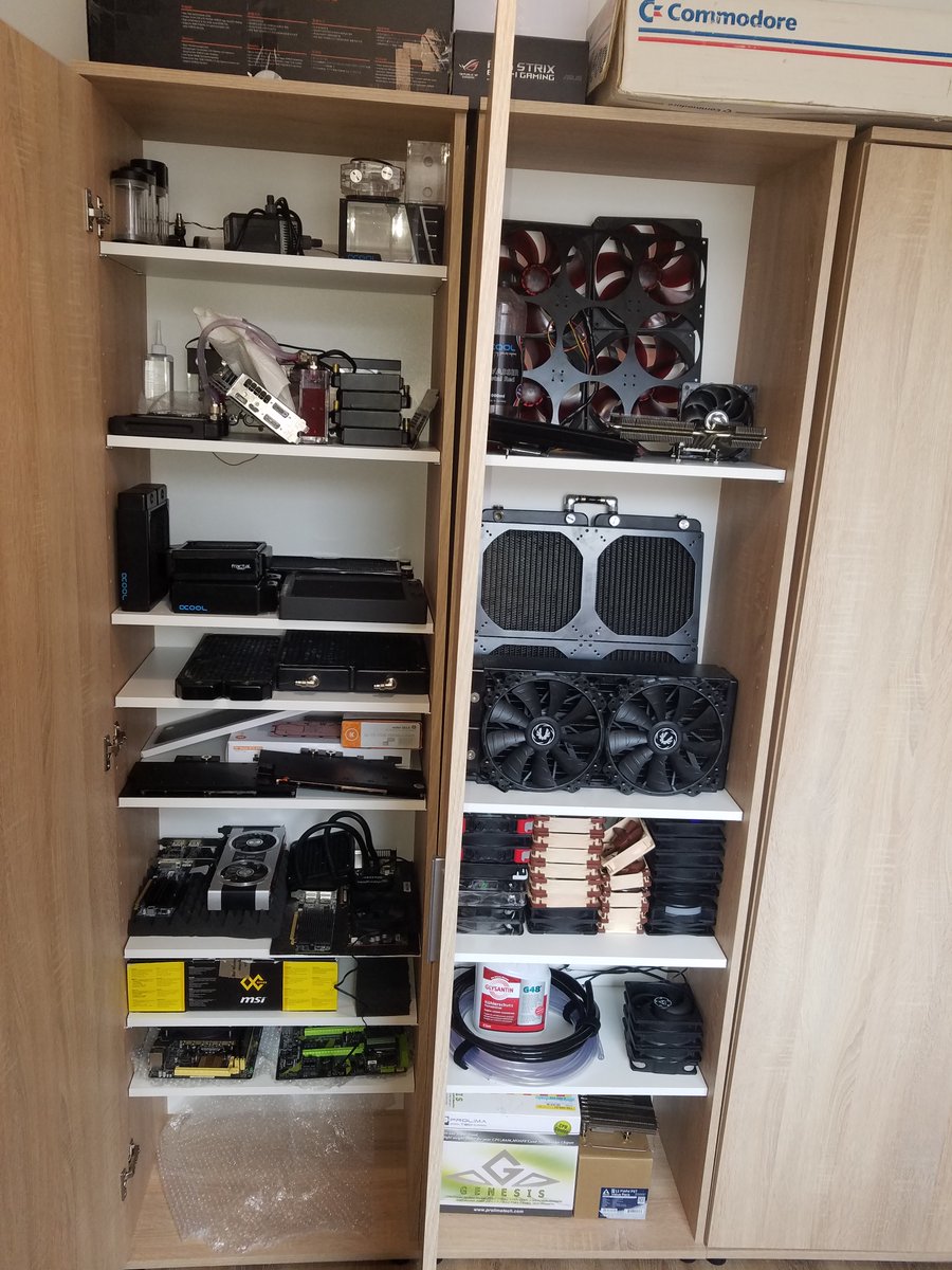 mgkmnfrd's tweet photo. -Wegen meiner Wasserkühlung, hast du noch...?
-Ja.
-Hä? Du weißt doch gar nicht was ich sagen...
-DIE ANTWORT IST JA! https://t.co/pS4eACzVgd