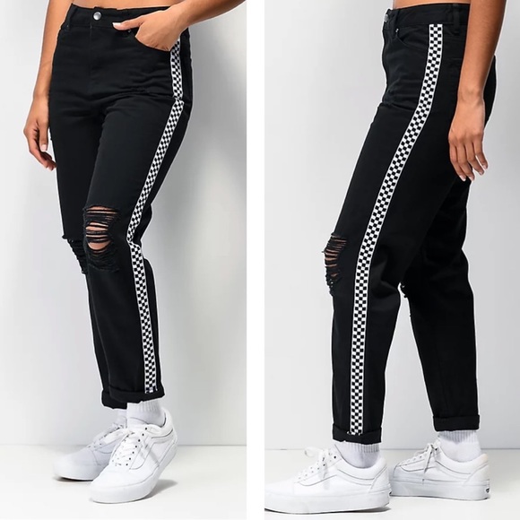 kddolphins's tweet photo. So good I had to share! Check out all the items I'm loving on @Poshmarkapp from @gottahaveit66 #poshmark #fashion #style #shopmycloset #decree #torrid #empyre: https://t.co/sqDKdKruCL https://t.co/k3qWMFjPP3