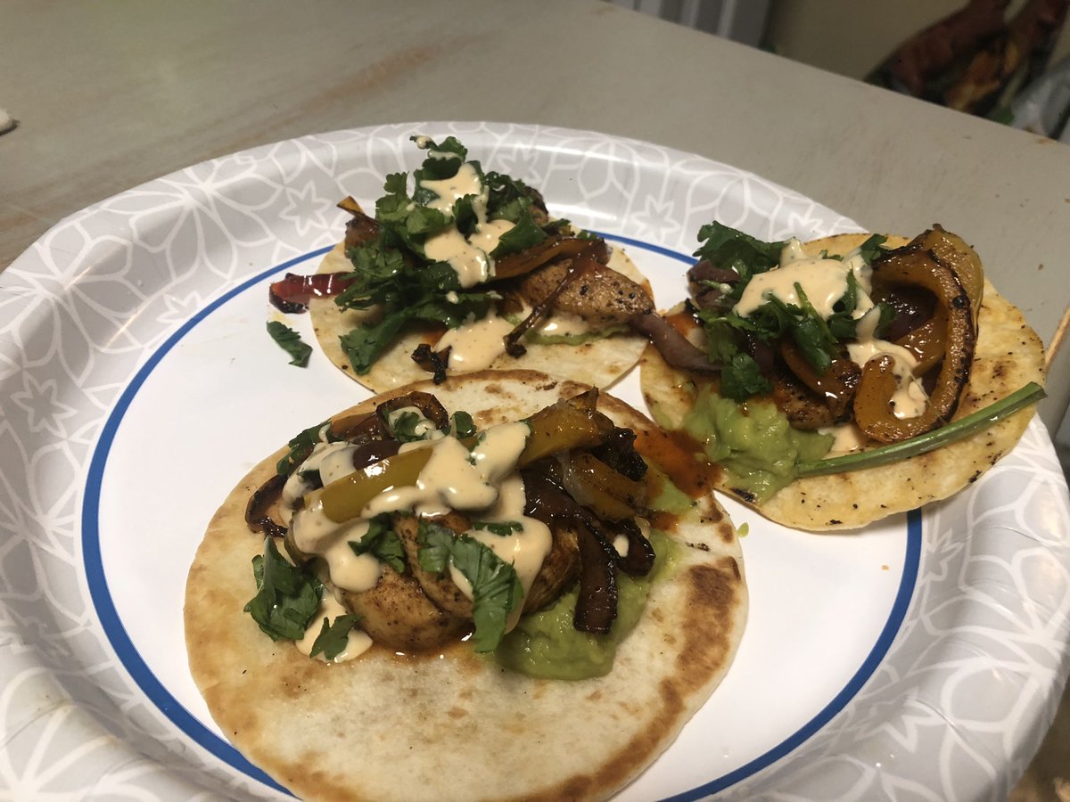 CalebBrown65's tweet photo. Sunday night fajitas! 
#countylinebbq https://t.co/FpRcEYrruh