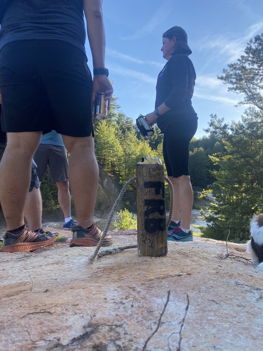 ThePorkScrew's tweet photo. FRB award on the @nvhhh Sunday trail. #onon #hashingdoesntsuck https://t.co/VVwyd4VQIS