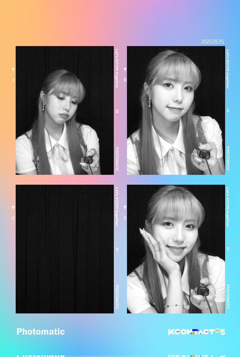 photo booth looks like their thing