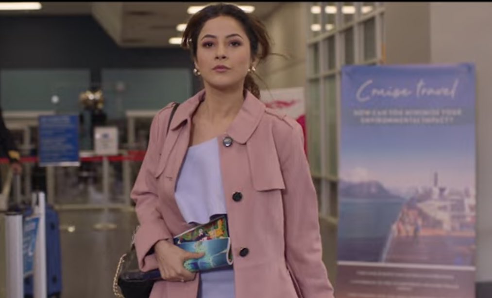 Thecuteststar's tweet photo. Trailer ka first Look to Trailer ka Last Look @ishehnaaz_gill is looking stunning &amp; gorgeous! 

Trailer Me shehnaaz Gill ne char chand laga diya to socho movie ka kya hoga ? 

#ShehnaazGiII #ShehnaazGiIl #HonslaRakhTrailer #HonslaRakhWithShehnaaz #HonslaRakh https://t.co/jKerPcSL53