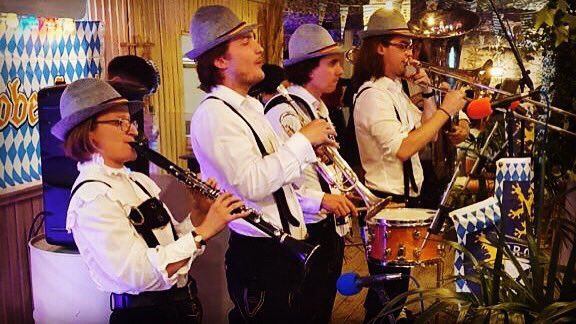 ProstbustersUK's tweet photo. #Oktoberfest #fulham #london #oompahbandlondon https://t.co/xvE2lGzj6Y