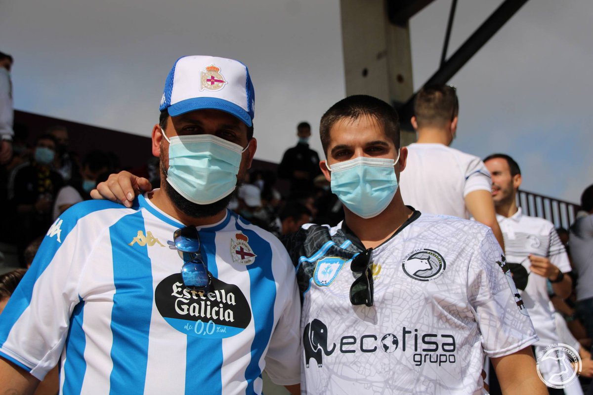 UnionistasCF's tweet photo. 📸 IMÁGENES | Ya disponibles dos completas galerías con las mejores fotografías del encuentro de ayer. 

👉🏻 Afición: https://t.co/FkovEB1z9n

👉🏻 Partido: https://t.co/qYaivsKNlM https://t.co/LcwjQUgTRA