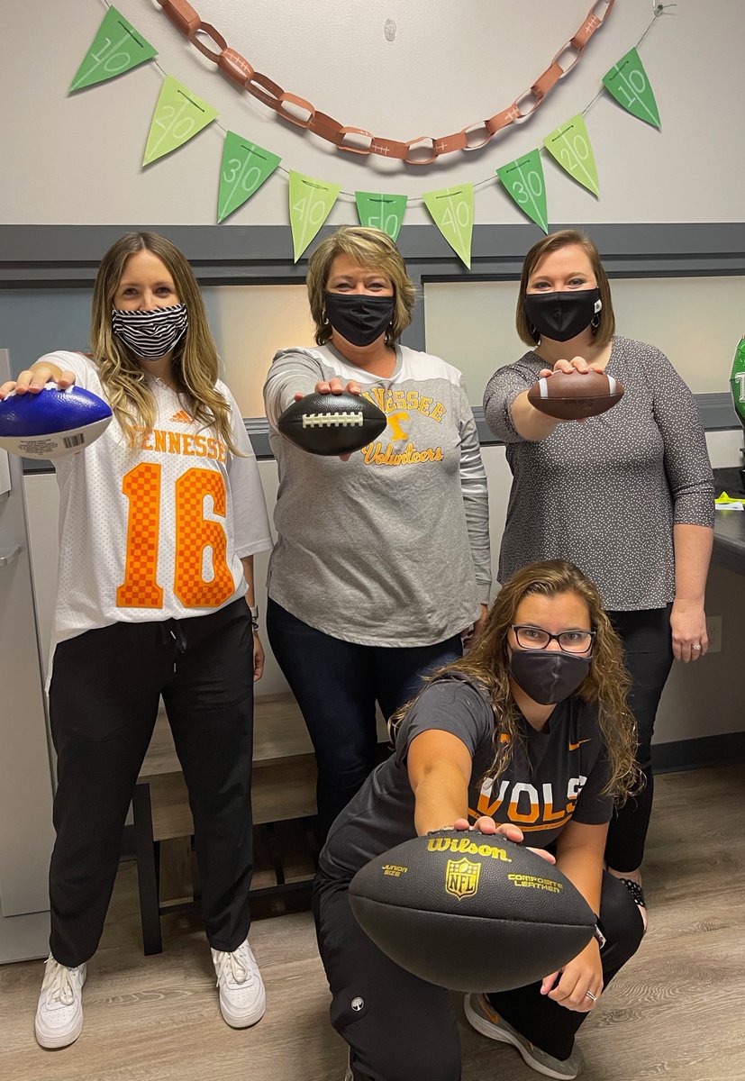 SidekickTherapy's tweet photo. We've got a really great team &amp; we'd love for YOU to join us!
🏈
We are hiring in Knoxville and surrounding areas, Tri-Cities, Cookeville, and Crossville!
 
E-mail careers@mysidekicktherapy.com to apply! https://t.co/yfJ36Ga9Ye