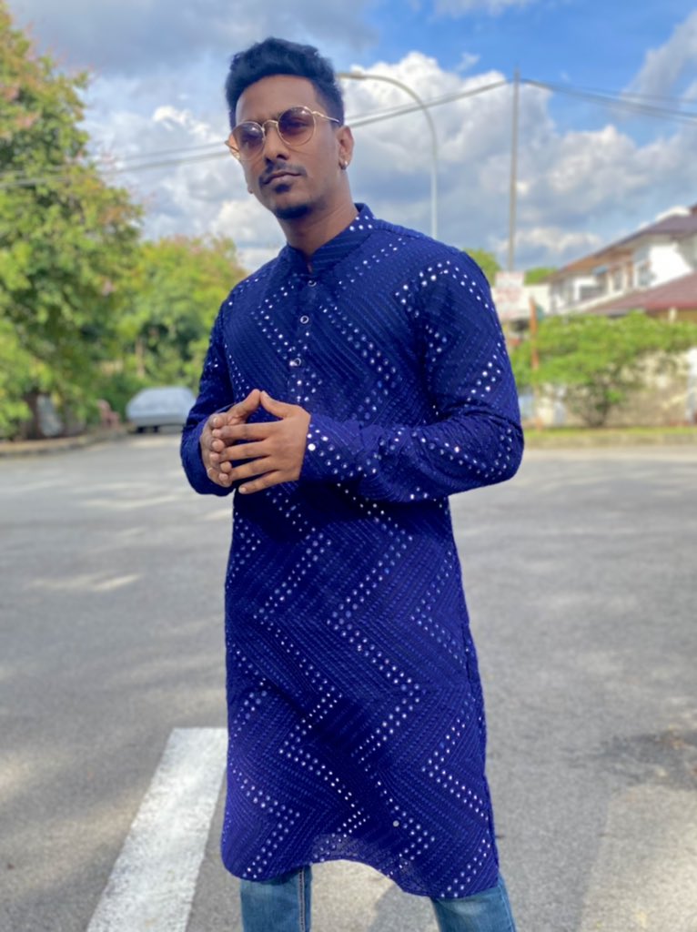 msvemal's tweet photo. Hey guys.. Check out my new custom Kurta from @mens_outfit_lezsha_boutique. I absolutely love the color and how it looks on me. The cotton material is super soft and nice to wear. Get yours now from @mens_outfit_lezsha_boutique Contact number: +60176511547 https://t.co/IsnHPGTHmQ
