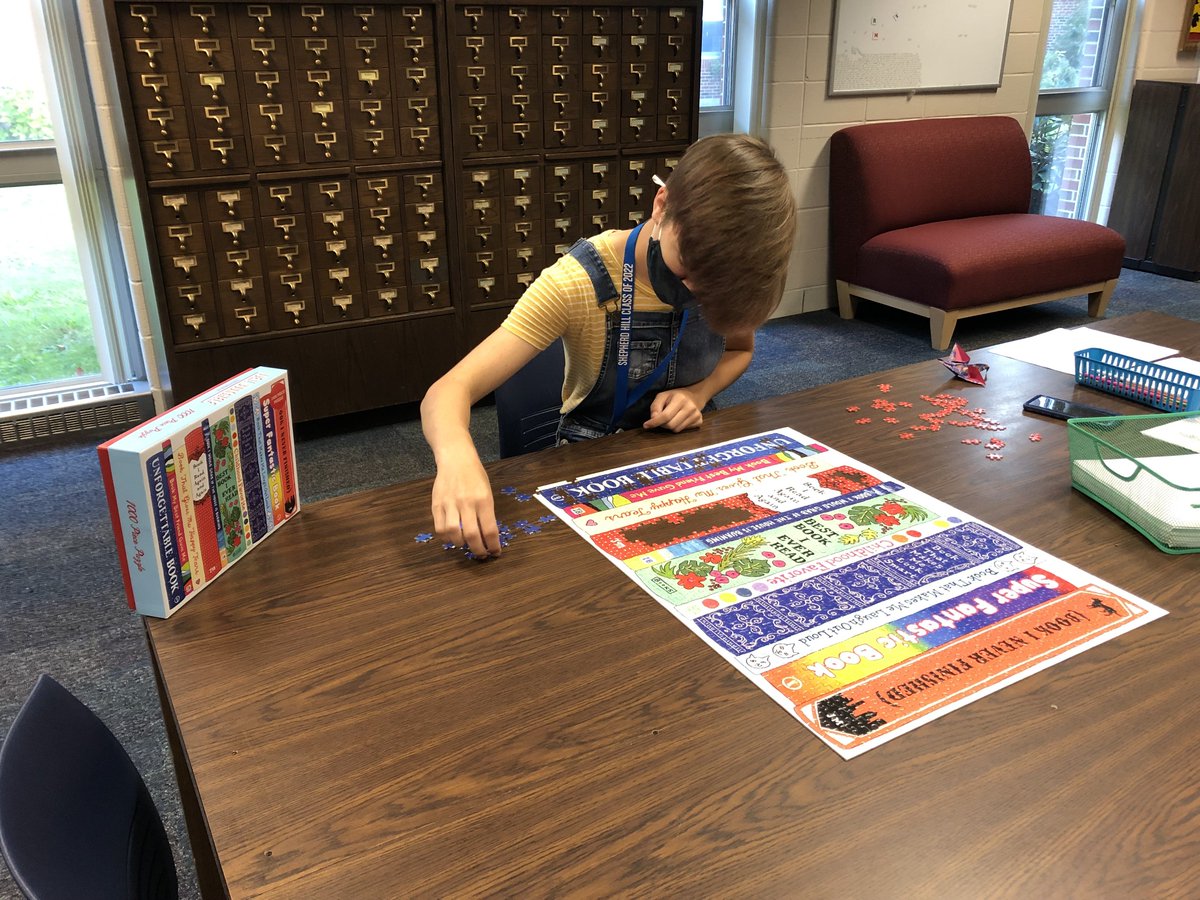 Working on our library puzzle is the perfect way to ease into the school day-- or take a break during your Study when you need a little de-stressing. Lots of folks have been working on this one, but looks like Cadence might finish it soon! 😀 #dontworrywehavemore