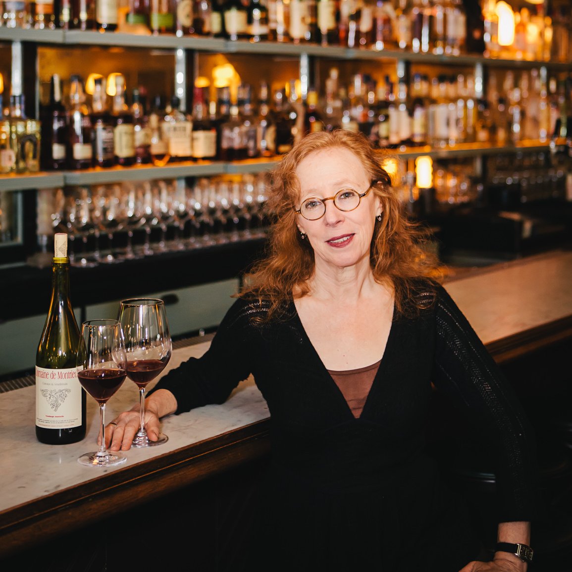 MagazineTrink's tweet photo. In “How Natural Wine Made Me Confront My German Problem,” @alicefeiring reveals what lay behind her resistance — and the surprising confluence of political &amp; personal that finally opened her heart.
📷 Carolyn Fong

https://t.co/77ClyeW2cl...
#trinkmag #alicefeiring #naturalwine https://t.co/KjBai3pNs8
