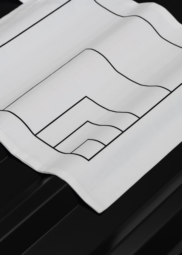 HardySeiler's tweet photo. ☝️ The whole is the longer part plus the shorter part;
the whole is to the longer part as the longer part is to the shorter part. #goldenratio #design Photo by @studiotusch https://t.co/F84UE5mFgu