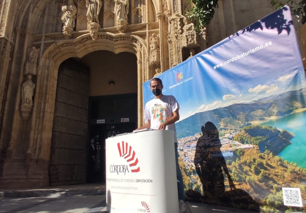 ¡Feliz Día Mundial del #Turismo! Uno de los mayores atractivos de nuestra ciudad y provincia. Y con motivo de este día, hemos contado con la presencia de <a href="/cordoba_turismo/">Córdoba</a> <a href="/dipucordoba/">Diputación de Córdoba</a> en la puerta de nuestro Palacio para promocionar la belleza de la provincia. #DíadelTurismo