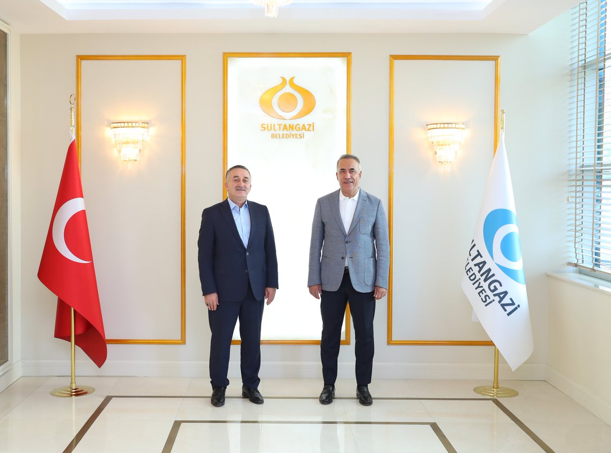 avadursun's tweet photo. Çankırı Ilgaz Belediye Başkanımız Mehmed Öztürk'ü misafir ederek ilçelerimize dair hasbihâl ettik.

Kıymetli başkanımıza nazik ziyareti için teşekkür ediyorum. https://t.co/kPrAVmtyIs