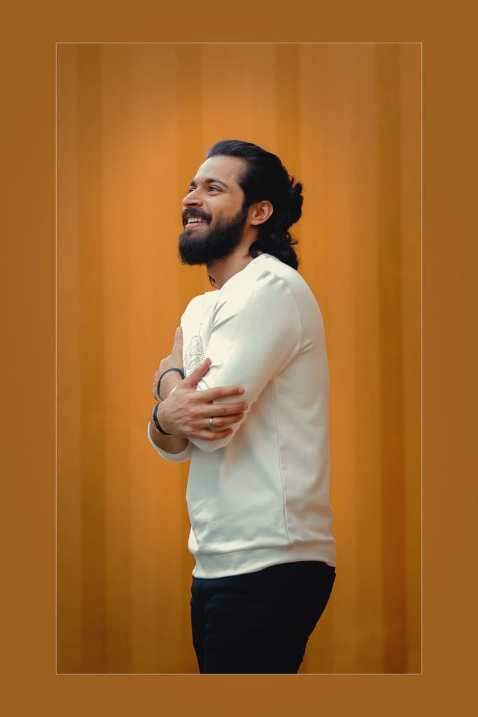 iamharishkalyan's tweet photo. Look up to god, be thankful for all your blessings. Embrace abundance. You’ve got more to come your way ❤️ https://t.co/Jxkw0hFVEU