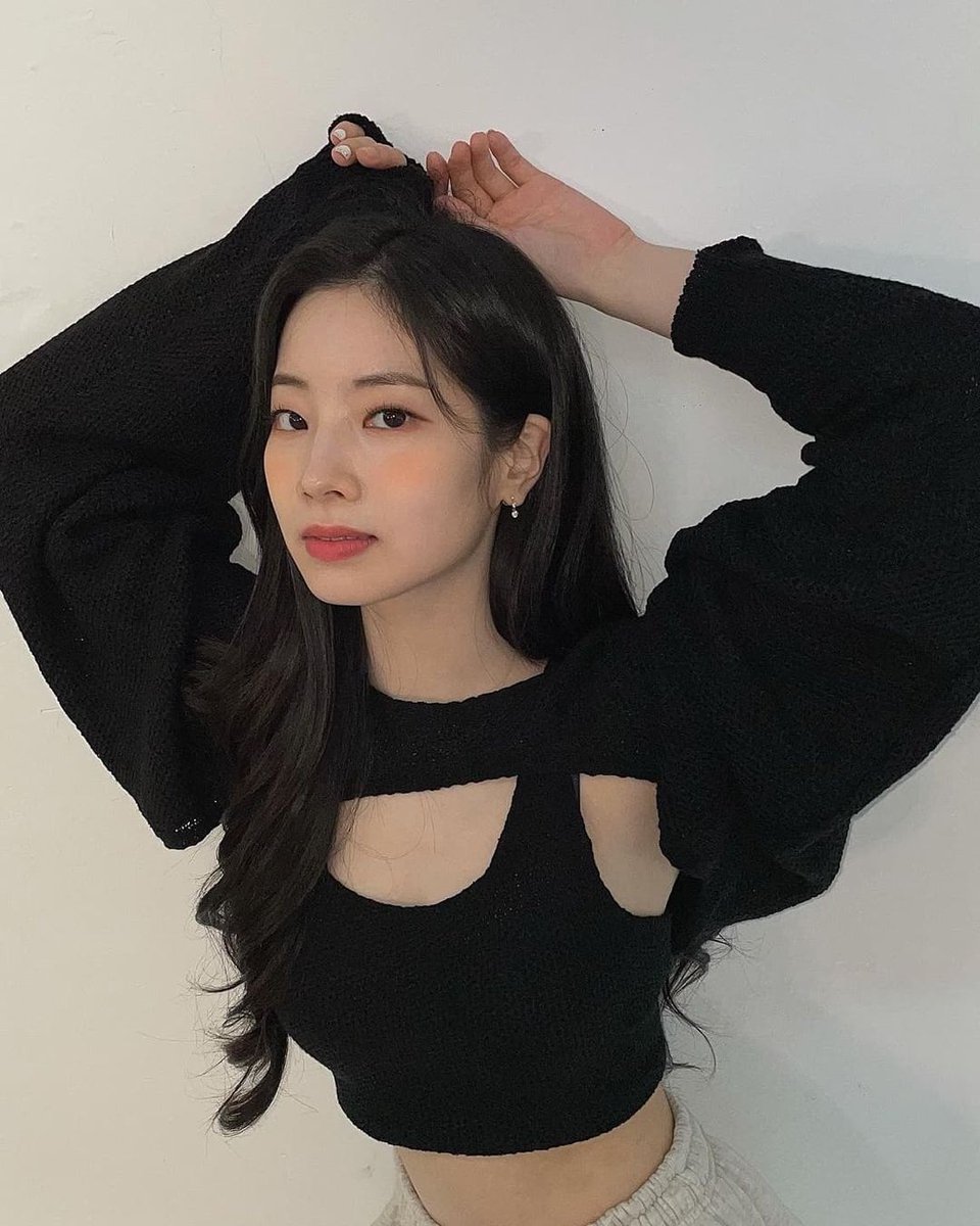 arkintdoong's tweet photo. HELLO???? MISS KIM DAHYUN???? I'M NOT YOUR STRONGEST SOLDIER https://t.co/HcPW87GnJx