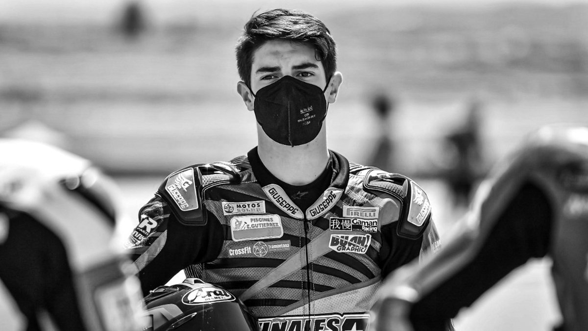 SpheraSports's tweet photo. ¿En qué maldito momento las pérdidas de pilotos tan jóvenes pasaron de ser fatalidades concretas cada muchos años a convertirse en una macabra lista que parece no terminar?

✍️ @Swinxy 

📌 https://t.co/NdHAtSESmw https://t.co/gFpJTbx4QW