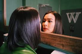 mitskibottherap's tweet photo. EVERYONE SAY HAPPY BIRTHDAY MITSKI https://t.co/UxsOS1iugd
